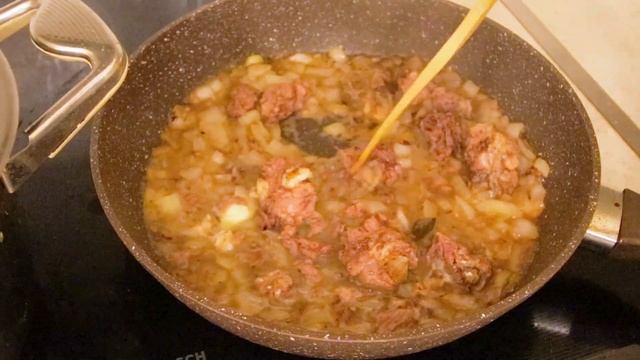 Макароны с тушёнкой по рецепту из общаги смотреть онлайн