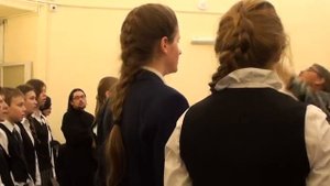 М.ФРАДКИН   "У ДЕРЕВНИ КРЮКОВО"  -   ХОР ПРАВОСЛАВНОЙ ГИМНАЗИИ   "СВЕТ"