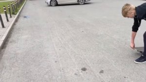 Топ 5 самых лёгких трюков на скейте + (обучение)