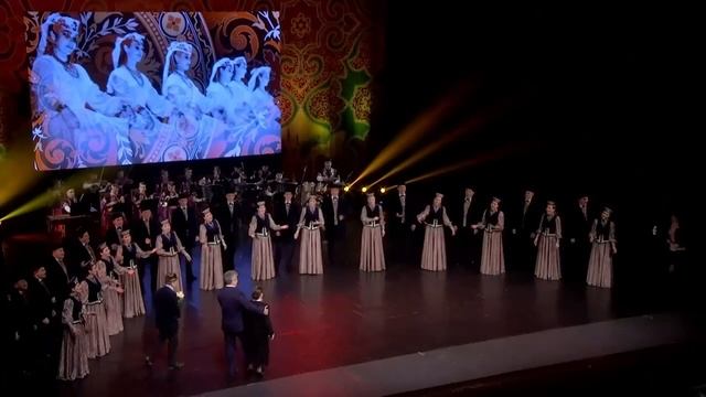 Әниләр — музыка Р. Яхина, слова А. Ерикея. Солист Алмаз Сафин. Госансамбль песни и танца РТ 2018 го смотреть онлайн