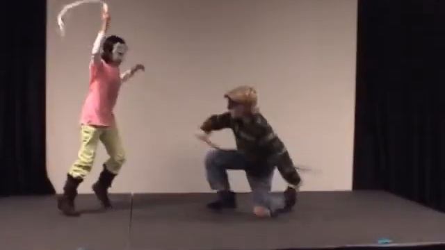 Miss Clarissa's Puppet Theater and Books on Stage Demo смотреть онлайн