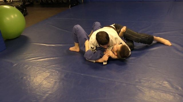 Коричневый пояс по БЖЖ: мой любимый удушающийBJJ brown belt: my favorite choke
