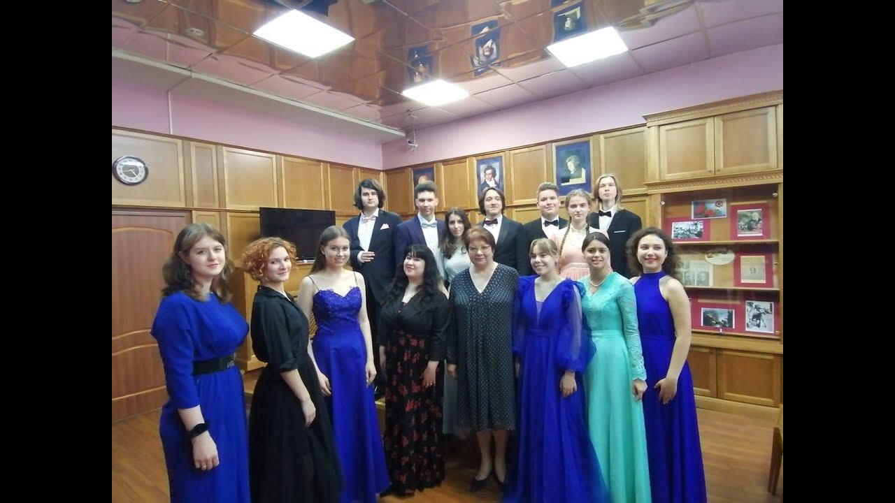 Концерт вокальной музыки ко Дню России смотреть онлайн