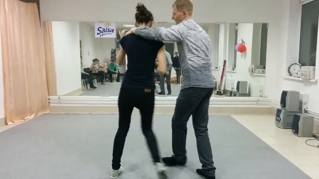 Bachata связка. Evgenia Samokrutova & Slava Tuguchev. 2014-10-13 смотреть онлайн