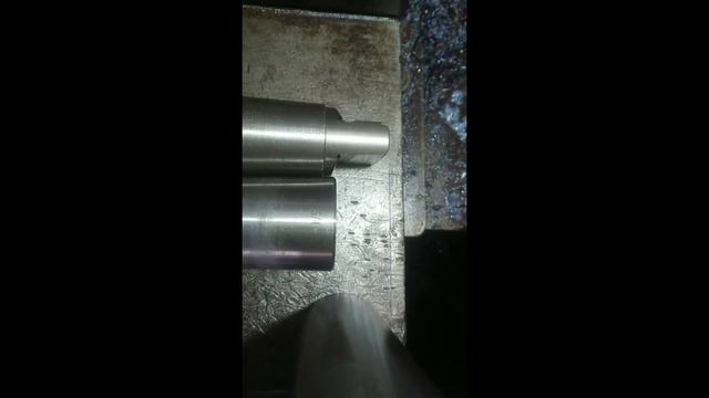 Изготовление универсальной оправки для нарезания резьб лерками и метчиками. Станок ФТ-11 смотреть онлайн