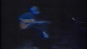 Mark Knopfler playing Guitar from French documentary