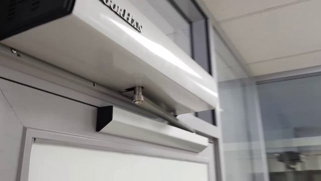 Простой привод для двери.mp4 смотреть онлайн