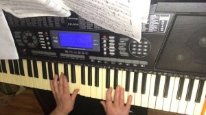 24 Урок. Повторение. Ноты восьмые и четвертные. Точка около ноты. Игра на стаккато легато