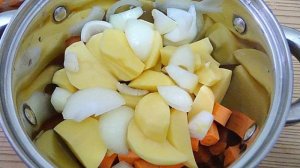 Суп пюре из тыквы, болгарского перца и картофеля