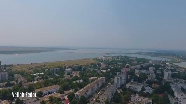 Город Саки и сакские озёра с высоты птичьего помёта. Крым.