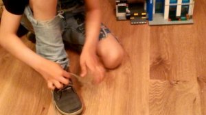 Как научить ребёнка завязывать шнурки .