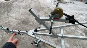 Лодочный самосвальный прицеп для лодок до 5м ЛАВ 81015С