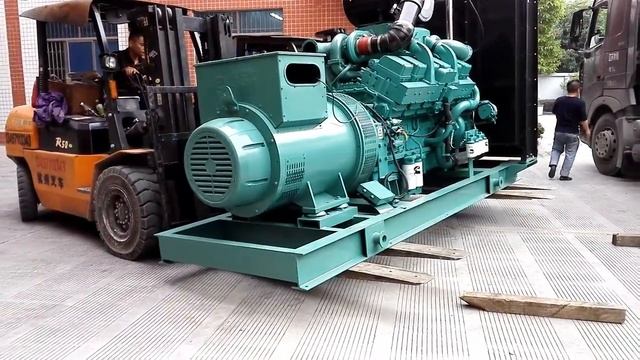 Cummins 630kw Electric Diesel Generator 4 Stroke Diesel Engine Generator