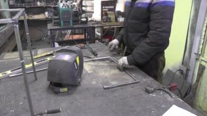 Тумбочка своими руками. Холодная ковка на станке УЗОР-Н1.