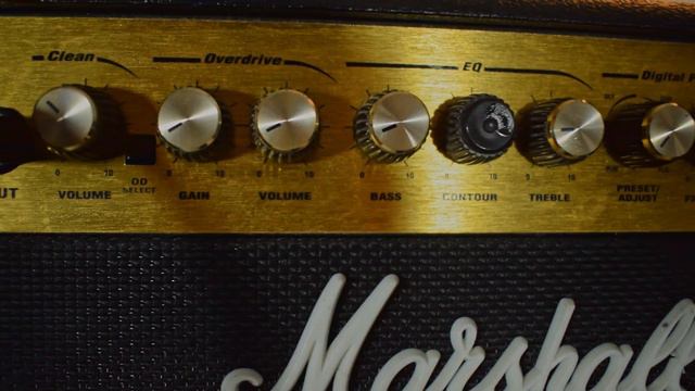 GOOD SOUND FOR CHEAP? - Marshall MG15DFX Quick Test - Matteo Nori смотреть онлайн