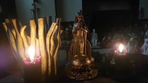 18 МАГУЙКИ НАШЕГО ДВОРА. ВЕДЬМИНА ИЗБА. ИНГА ХОСРОЕВА.