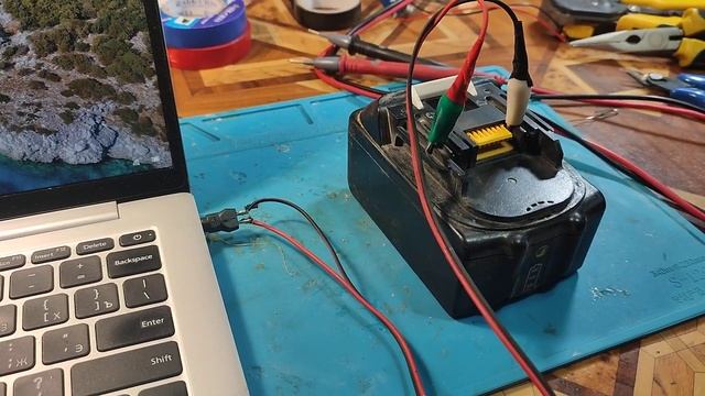 ноутбук от аккумулятора макита смотреть онлайн