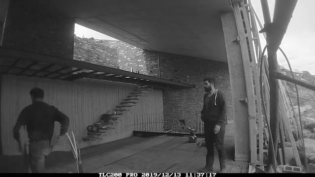 Таймлапс Строительства дома в скале смотреть онлайн