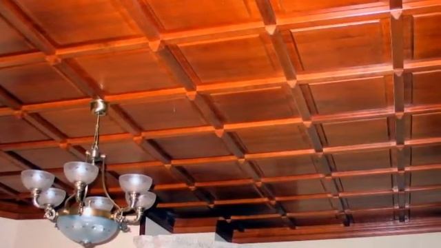 Деревянный потолок в доме: уют и тепло