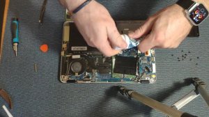 Как установить  ssd и m2 ssd на elitebook 820g3(install ssd and m2 ssd on Hp elitebook 820g3.