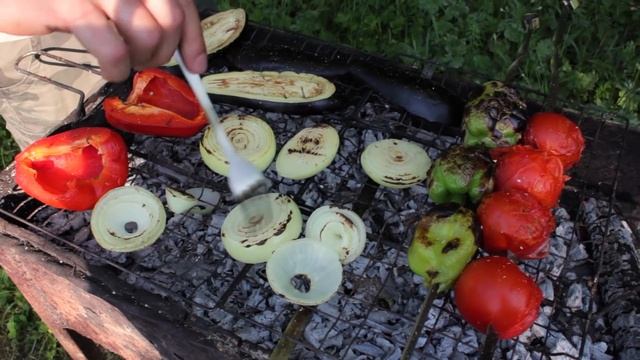 КОРМИМ ДИКУЮ НУТРИЮ
