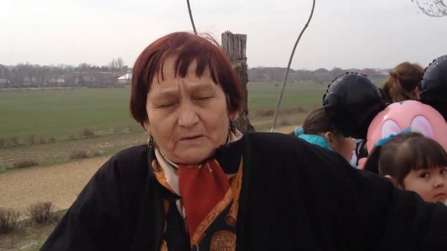 Солистка хора ветеранов исполняет песню Илигай на празднование Наурыза г. Шымкент смотреть онлайн