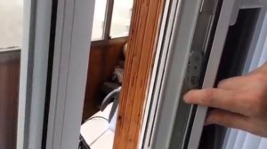 Как закрыть отвалившиеся окно