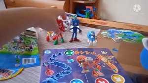 Новый друг (Классик Соник), Новая игрушка, фигурки по Сонику и брелок