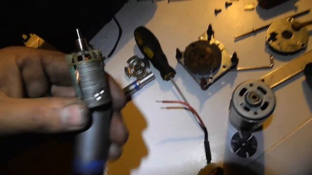 Ремонт компрессора центрального замка Mercedes смотреть онлайн