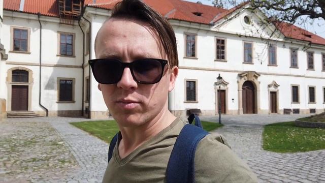 Vlog #038 В Праге наступило лето, Бржевновский монастырь, Praha 7.05.2022 Břevnovský klášter смотреть онлайн