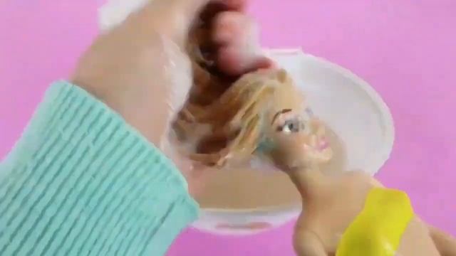 Cómo hacer Ropa para Barbies | Vestidos para Muñecas | Barbie Crafts Es смотреть онлайн