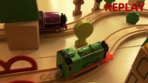 Charlie vs Henry | Trackmaster Engine Race | Thomas & Friends | Гонки Томас и Друзья