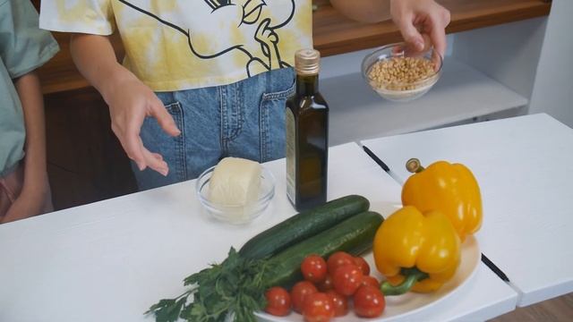 Подслушано у девочек: что мы едим?