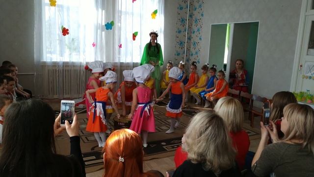 Танец поварят, Старшая группа, садик 45 8 марта 2019 смотреть онлайн