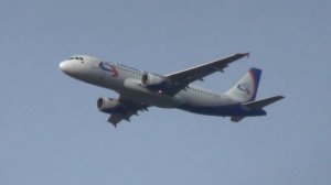 Airbus A320-214