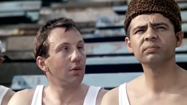 Год у него был? Три за побег... Иди. иди... смотреть онлайн