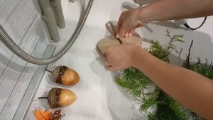 Огромные жёлуди своими руками ? Осенняя композиция на дверь. ?