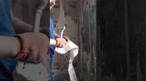 Демонтаж моющих обоев, с панельной  стены(Своими Руками)