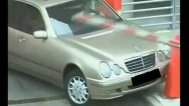 Приколы с женщинами за рулем