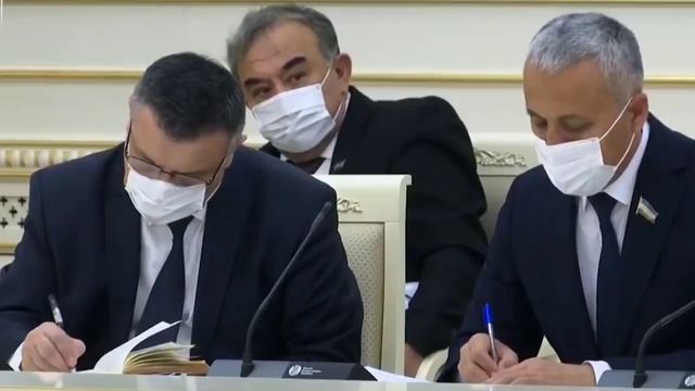 МИРЗИЁЕВНИНГ ҒАЗАБИДАН ЭРКИН ТУРДИМОВ ҚОРА ТЕРГА БОТИБ КЕТДИ
