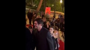 Ханде Эрчел и Бурак Дениз представили сериал Совершенно другой человек на выставке в Каннах -часть