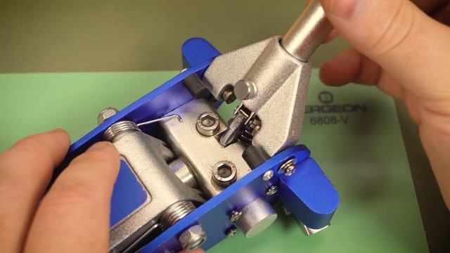 Ремонт Мощного Крошечного ДОМКРАТА / изготовление сложных деталей на токарном станке. смотреть онлайн