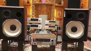 Винтажная аппаратура: ресивер McIntosh MAC-4100 и колонки JBL Lancer 101