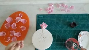 Цветок из вафельной бумаги. Просто и эффектно!