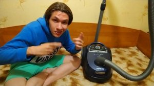 как включить пылесос philips?