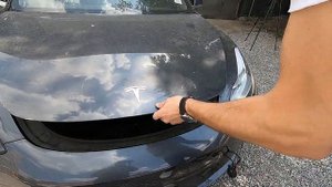 Как открыть заблокированную Tesla Model 3?