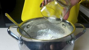В поисках новых вкусов. Приготовили сладкие котлеты из манной каши. Показываем, что получилось