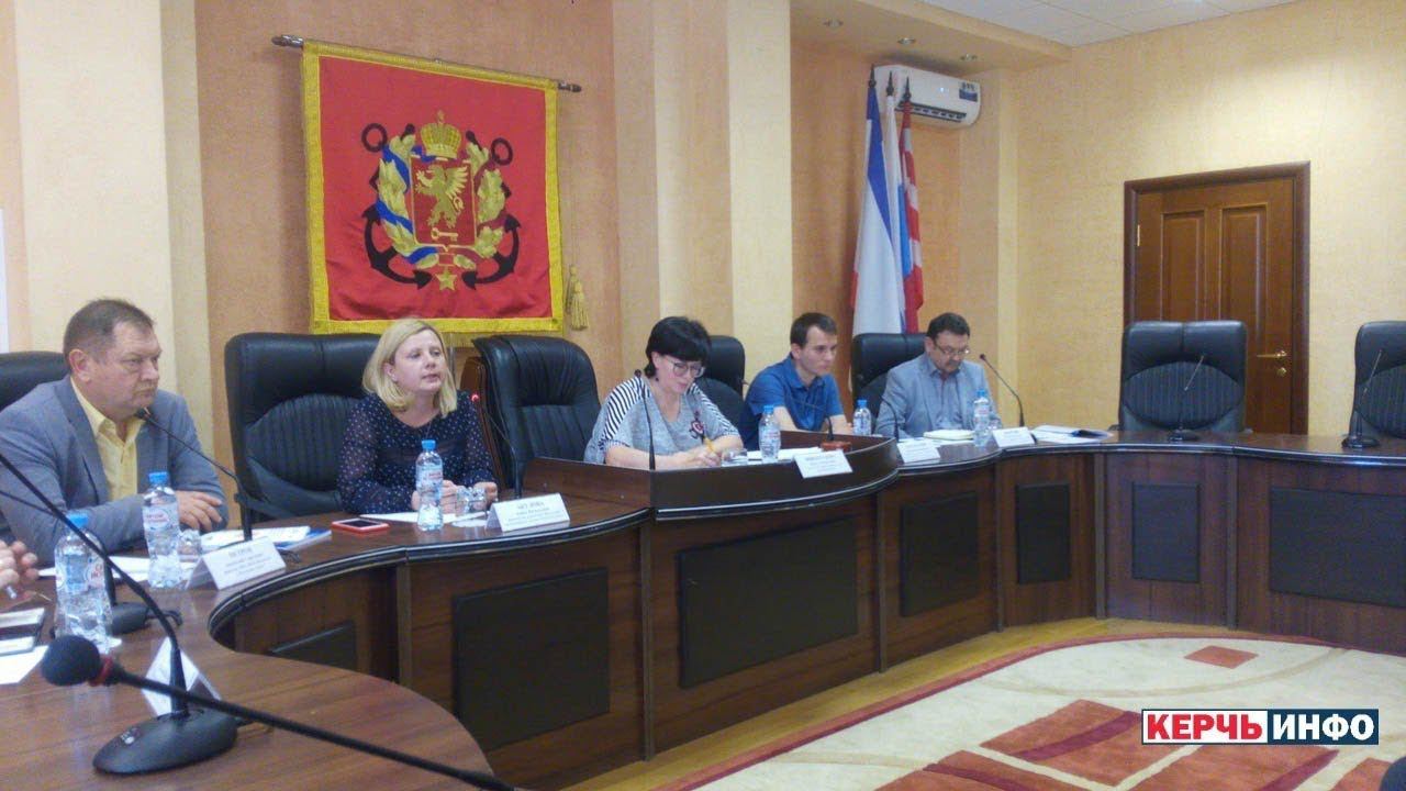 Керчан обучали грамотности в сфере ЖКХ смотреть онлайн