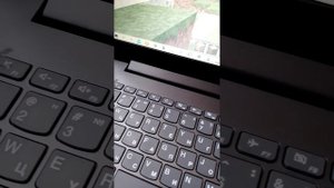 Как играть в Майнкрафт на компьютере а чтобы открыть инвентарь вам нужно нажать на у русскую.