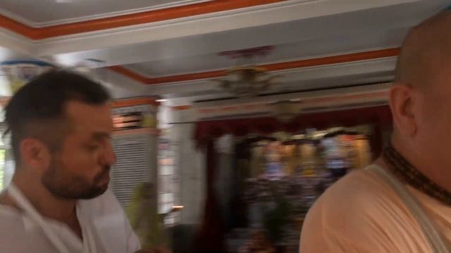 храм Господа ДЖАГАННАТХИ, Маяпур 2018 10 30 11 26 47 смотреть онлайн